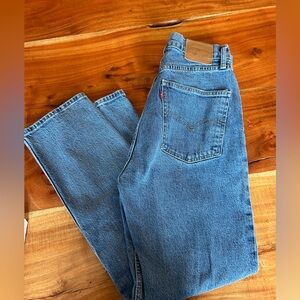 Levi’s 70s High Flare
